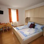 بيت ضيافة Sleep Self Check In 3*