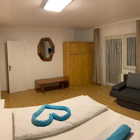 Sleep Self Check In Konukevi Enns