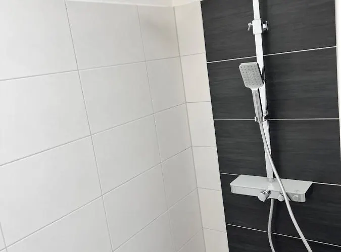 Sleep Self Check In 3* Enns