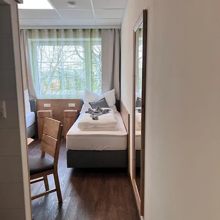 Sleep Backhendlstation Konukevi 3*